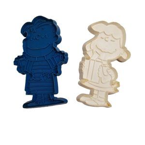 Vtg Cookie Cutters Lot Plastic Holiday Easter Christmas Thanksgiving Halloween